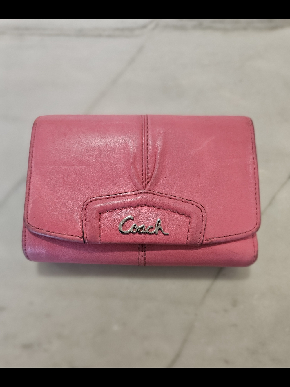Coach Vintage Ashley Leather Pleated Compact Wallet – Punch Pink